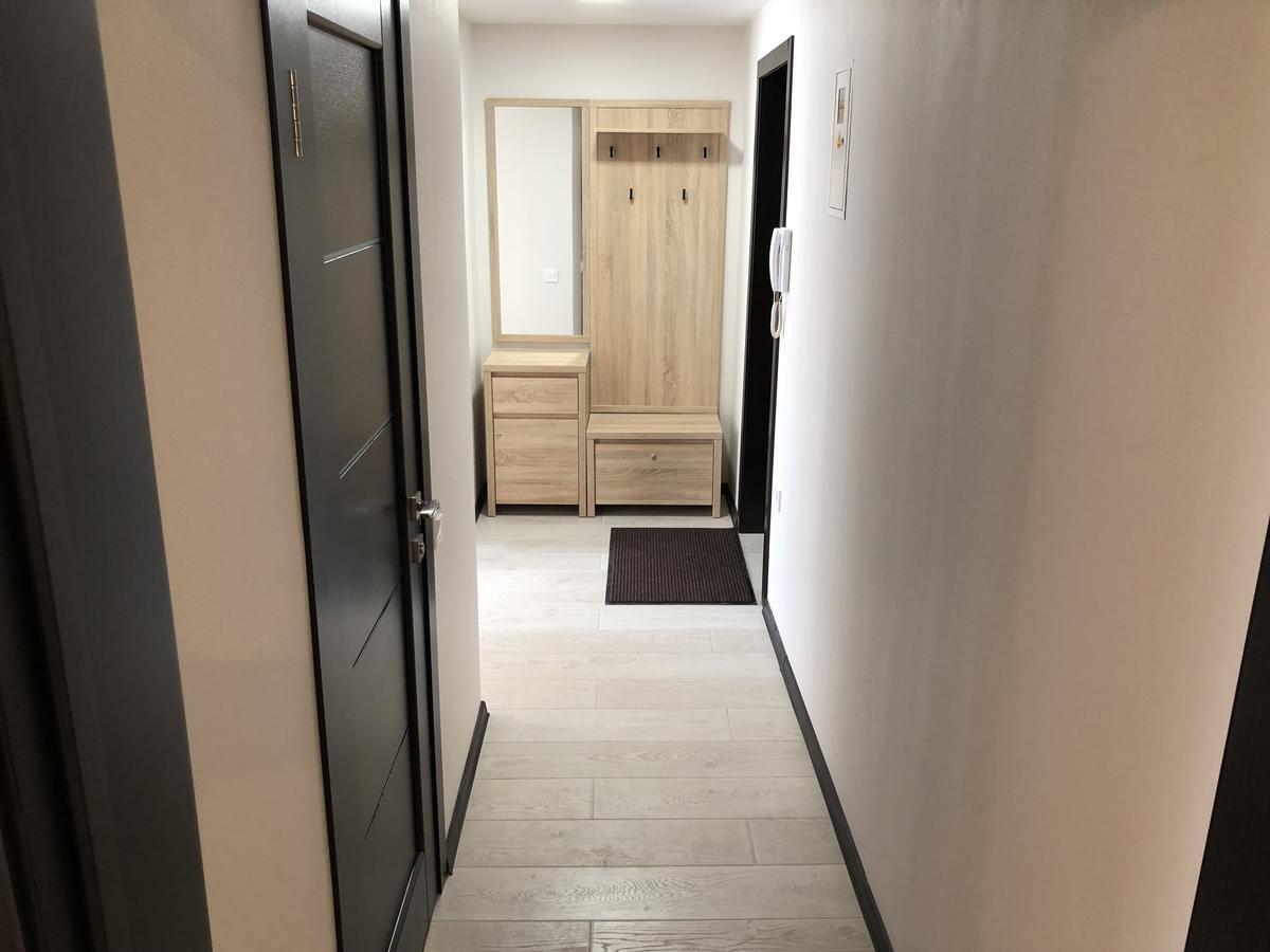 Artal Apartment On Iordanskaya 22 キエフ エクステリア 写真